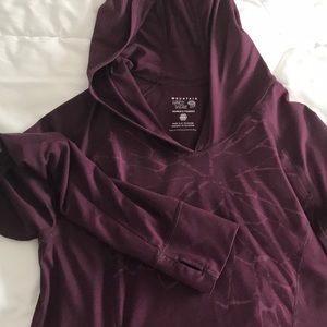 Mountain Hard Wear Hooded Top